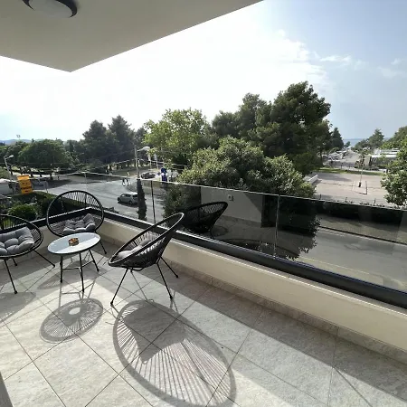San Antonio Apartment *